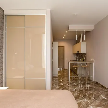Arcadia Panoramic View Luxury Apartment *